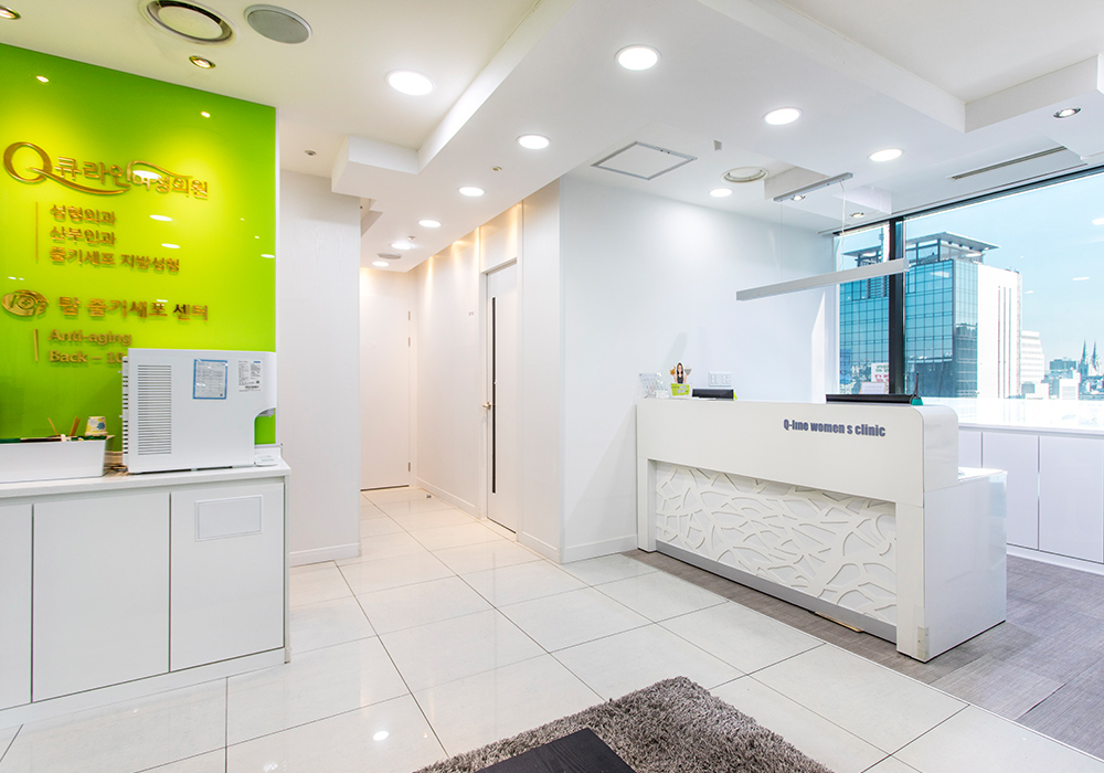 The best hospital for female intimate surgery in Korea: Q-Line Women's Clinic, led by Dr. Lee Chang-hwan, is renowned for its top-tier vaginal tightening and intimate surgery techniques