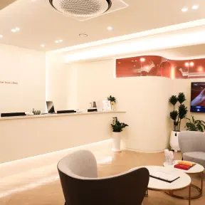 Shine-bom Clinic
